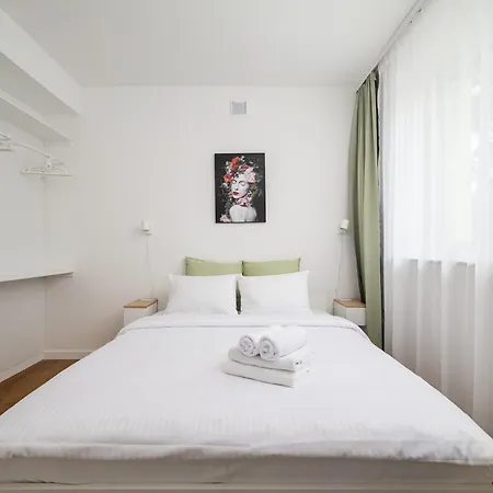 Apartamento Metro Sluzew By Bookinghost *