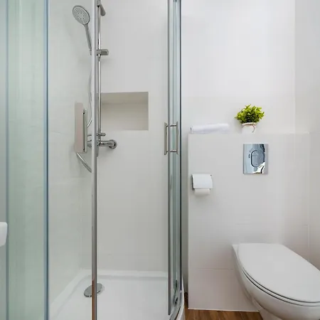 Apartamento Metro Sluzew By Bookinghost