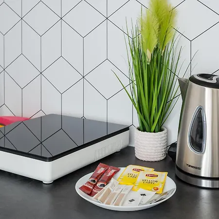 Apartamento Metro Sluzew By Bookinghost *