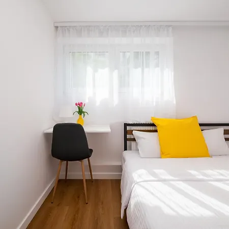 Apartamento Metro Sluzew By Bookinghost *