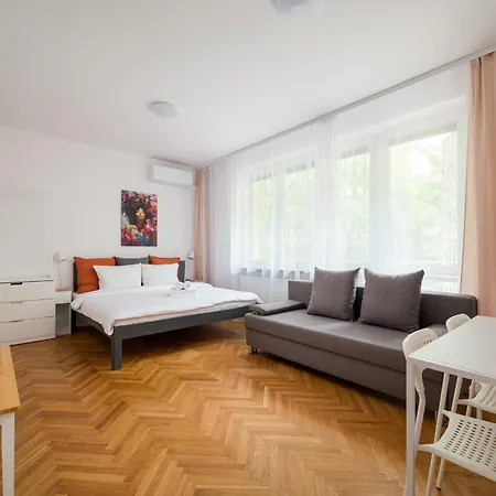 Apartamento Metro Sluzew By Bookinghost Varsóvia
