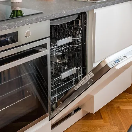 Apartamento Metro Sluzew By Bookinghost