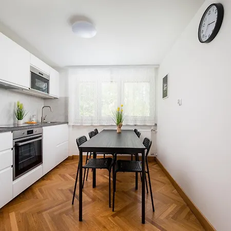 Apartamento Metro Sluzew By Bookinghost Varsóvia